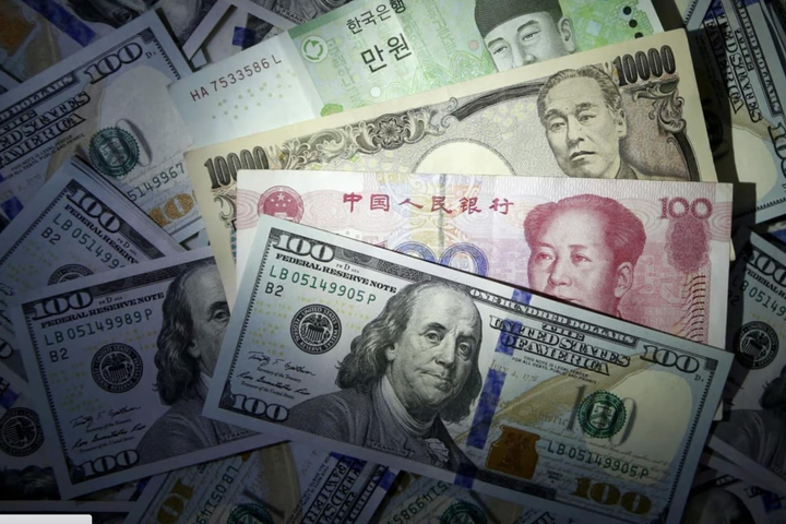 Liệu đồng đô la Mỹ có bị soán ngôi bởi Nhân dân tệ?