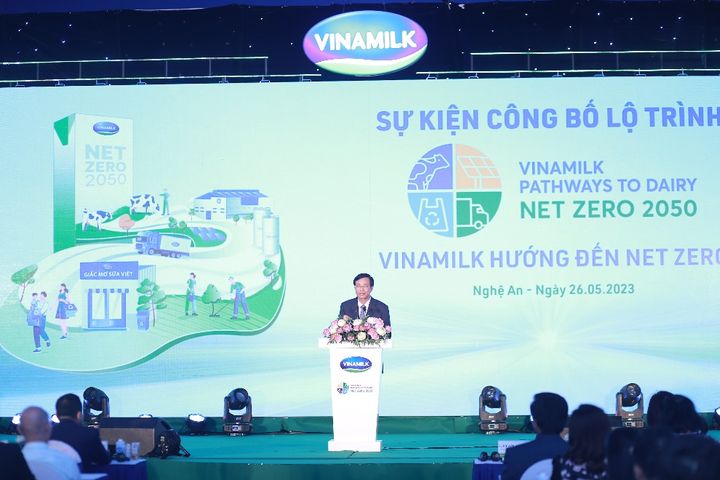 Vinamilk có trang trại và nhà máy sữa đầu tiên của Việt Nam đạt trung hòa carbon