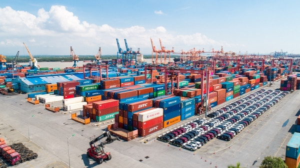 Lãi đậm quý 2/2023, một doanh nghiệp cảng biển bất ngờ ước lợi nhuận quý 3 giảm 40%