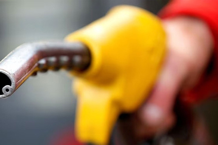 Giá xăng dầu hôm nay 23/8: Dự báo giảm tiếp