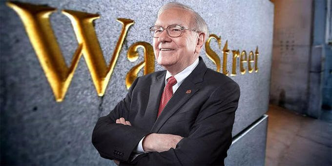 Tỷ phú Warren Buffett mạnh tay "rót" tiền vào lĩnh vực bất động sản và đưa ra lời khuyên "quý hơn vàng"