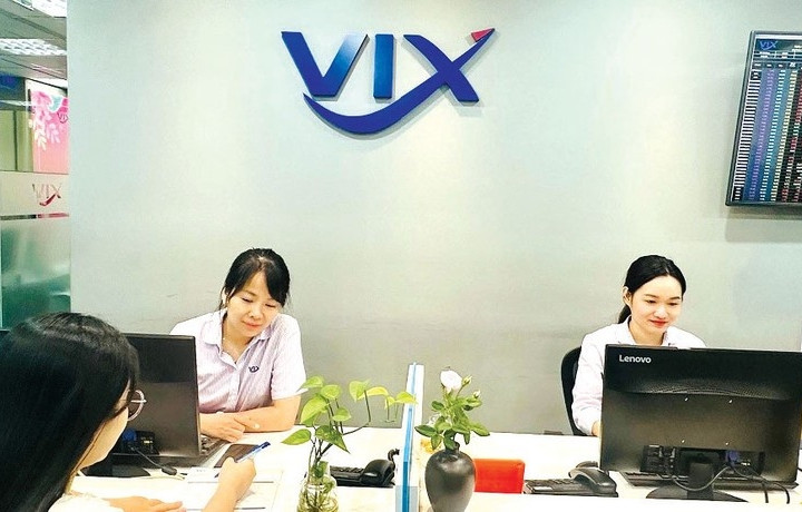 Chứng khoán VIX có thêm một cổ đông lớn