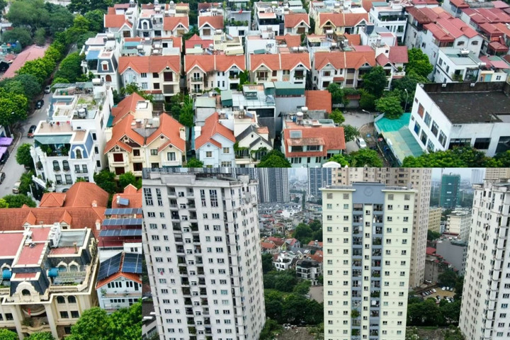 Loạt biệt thự, chung cư ‘mọc lên’ trên quỹ đất 20% ở Hà Nội
