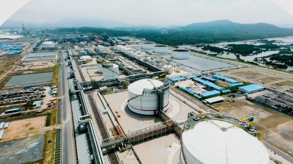 Tổ hợp hoá dầu lớn nhất Việt Nam trị giá hơn 5 tỷ đô sắp đi vào vận hành