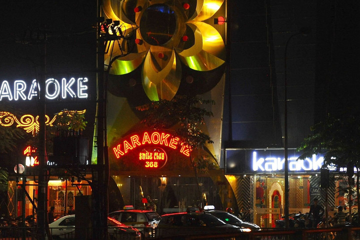 Hà Nội công bố danh sách 15 quán karaoke đủ điều kiện hoạt động trên địa bàn