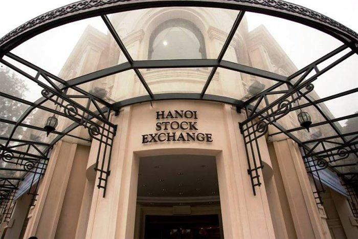 HNX làm gắt, sẽ đình chỉ giao dịch cổ phiếu của các doanh nghiệp chậm công bố BCTC từ 3 năm liên tiếp