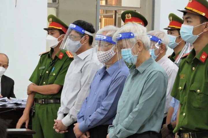 Cựu lãnh đạo tỉnh Khánh Hòa tiếp tục hầu tòa với sai phạm trong vụ giao đất 'vàng' tại Nha Trang