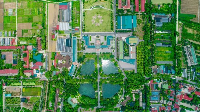 Trường đại học từng được đề cử kỷ lục 'không gian rộng nhất Việt Nam': Diện tích gấp 16 lần hồ Hoàn Kiếm, được đầu tư 1.300 tỷ đồng xây loạt nhà mới gây sốt toàn cõi mạng