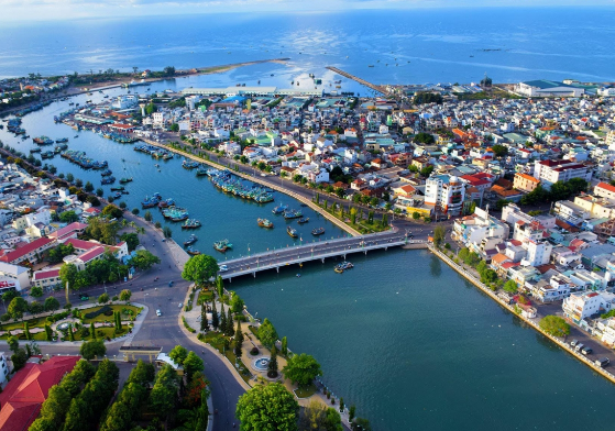 Lộ lý do Bình Thuận tăng trưởng kinh tế thần tốc vượt kế hoạch