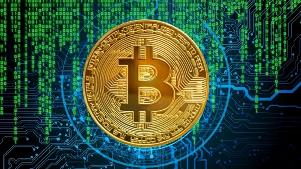Giá vàng, Bitcoin 'rủ nhau' tăng mạnh