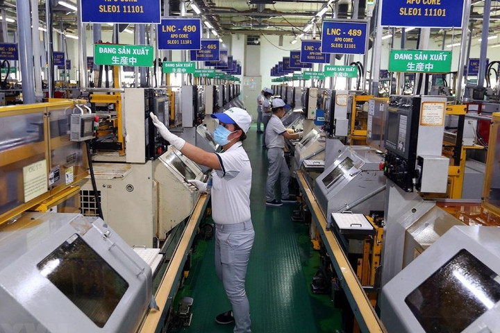 “Tín hiệu vui” về sản xuất công nghiệp, thương mại đầu năm 2024