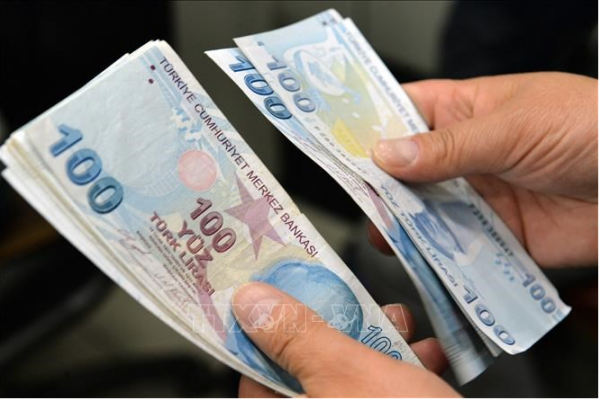 Đồng tiền lira của Thổ Nhĩ Kỳ đang đối mặt với sự mất giá chưa từng thấy