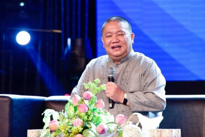 'Quay xe', Chủ tịch Hoa Sen Lê Phước Vũ muốn chuyển cổ phần cho con gái út thay vì quỹ phi lợi nhuận