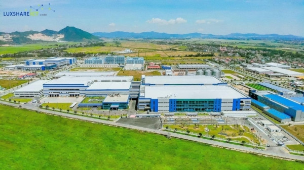Sắp xây xong nhà xưởng mới ở Nghệ An, 'ông lớn' điện tử Luxshare cần tuyển gấp 1.500 lao động