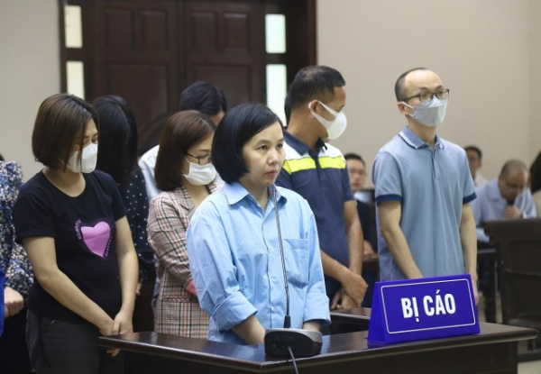Vụ án 443 tỷ đồng: 'Siêu lừa' Hà Thành xin dùng 7,3 triệu cổ phiếu MHD 'gán nợ' cho VietABank