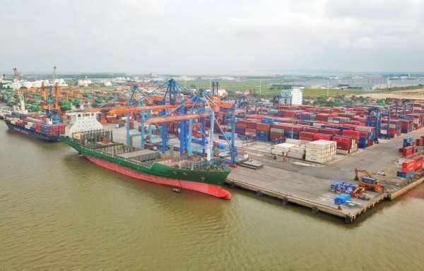 Việt Nam đón thêm 3 cảng cạn mới