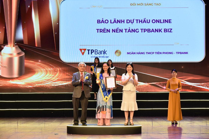 TPBank lập ‘hat-trick’ giải thưởng Sao Khuê 2024