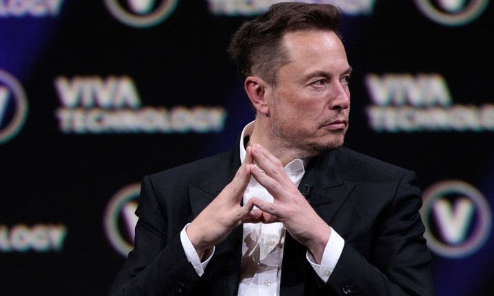 Tỷ phú Elon Musk phát ngôn "sốc" về bầu cử Mỹ