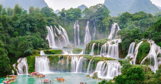 Đại diện duy nhất của Việt Nam lọt top thác nước đẹp nhất thế giới: Cao hơn 60m, chia thành nhiều tầng đá vôi, trải rộng đến cả trăm mét