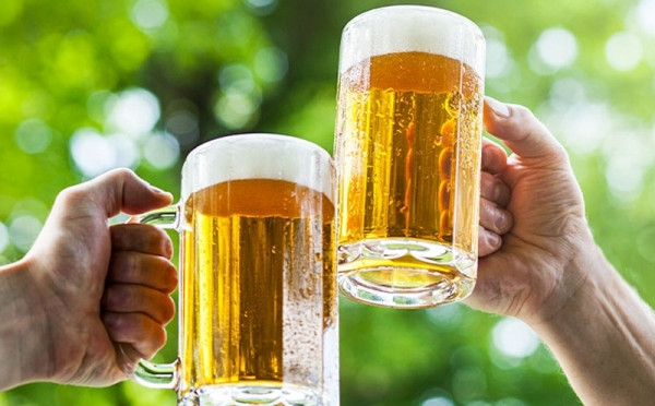 Mặc kệ ‘cú đấm’ thổi nồng độ cồn, một doanh nghiệp bia sắp trả cổ tức 90% bằng tiền mặt