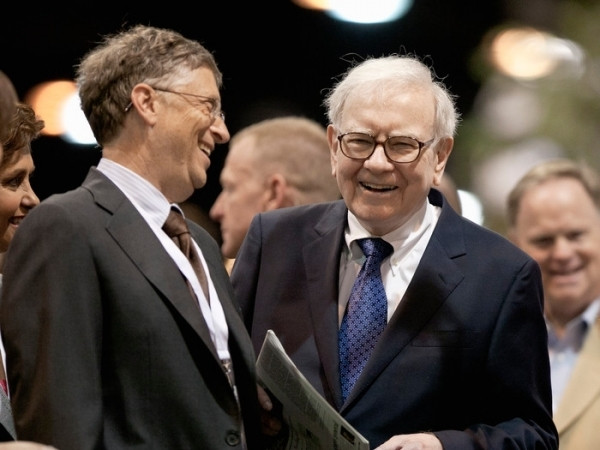 Bill Gates hé lộ 'bài học' từ tỷ phú Warren Buffett mà ông ước mình đã biết được sớm hơn