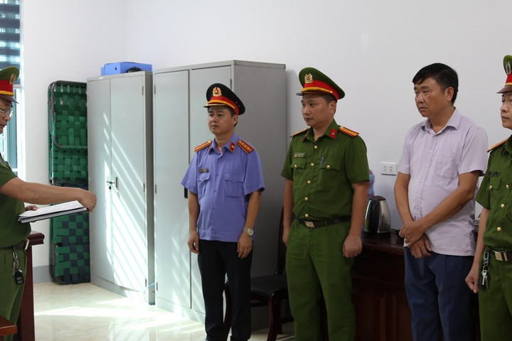 Nghệ An: thêm 3 cán bộ tại thị xã Cửa Lò bị bắt giữ