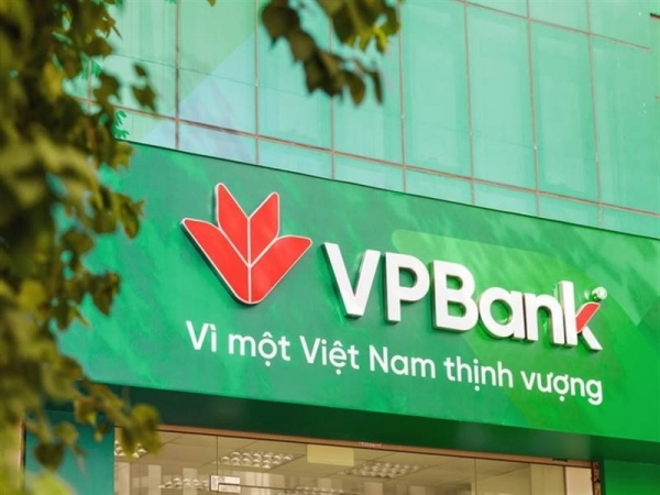 VPB bùng nổ thanh khoản, kéo VN-Index vượt 1300 điểm