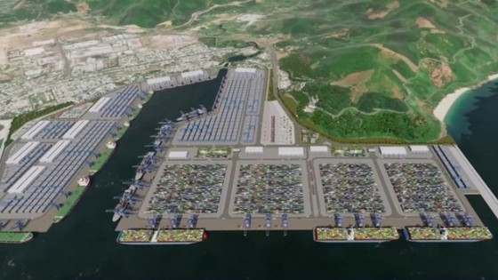 'Đại gia' Hà Lan và Ấn Độ 'tranh phần' làm siêu dự án cảng biển lớn nhất miền Trung