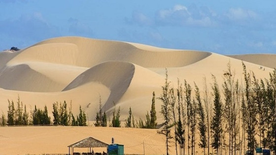 Tiềm năng của 'tiểu sa mạc Sahara' tại Việt Nam, nơi có sân bay nghìn tỷ đang xây dựng tạo 'đòn bẩy' phát triển kinh tế